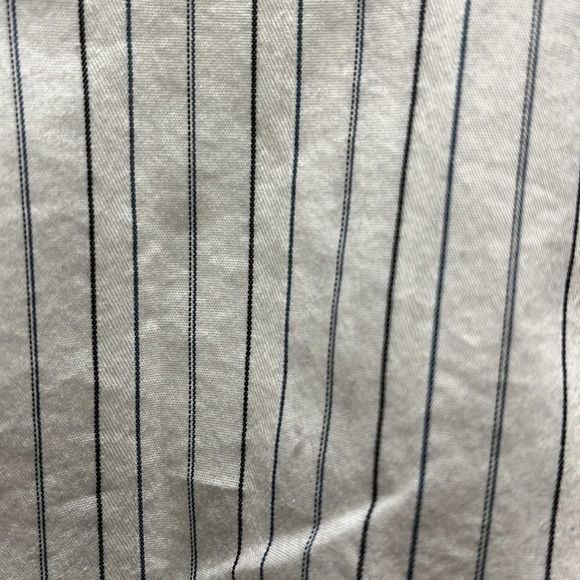 Button down - Picture 4 of 5